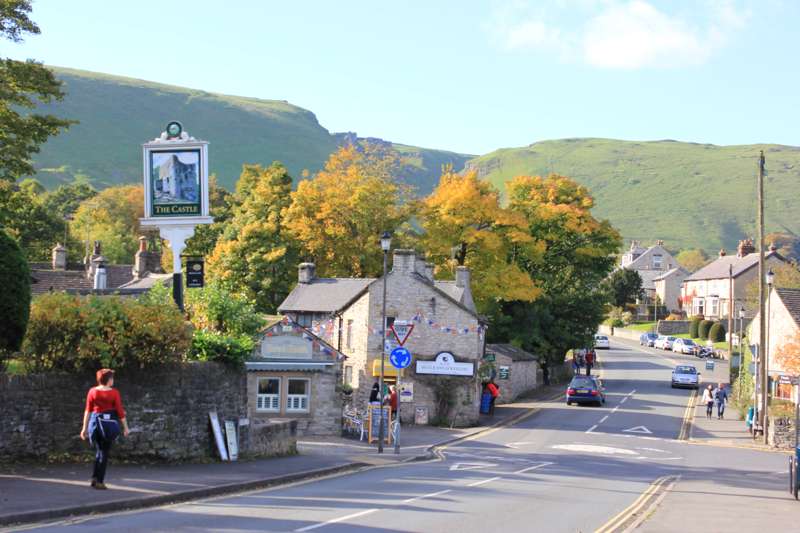 Hotels, Cottages, B&Bs & Glamping in Derbyshire & the Peak District